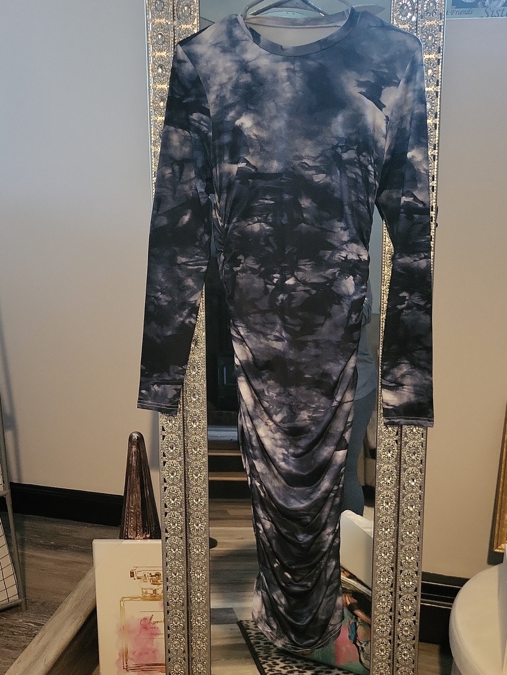 NWOT Tie-Dye Long Sleeve Ruched Maxi Dress - Navy/Gray
